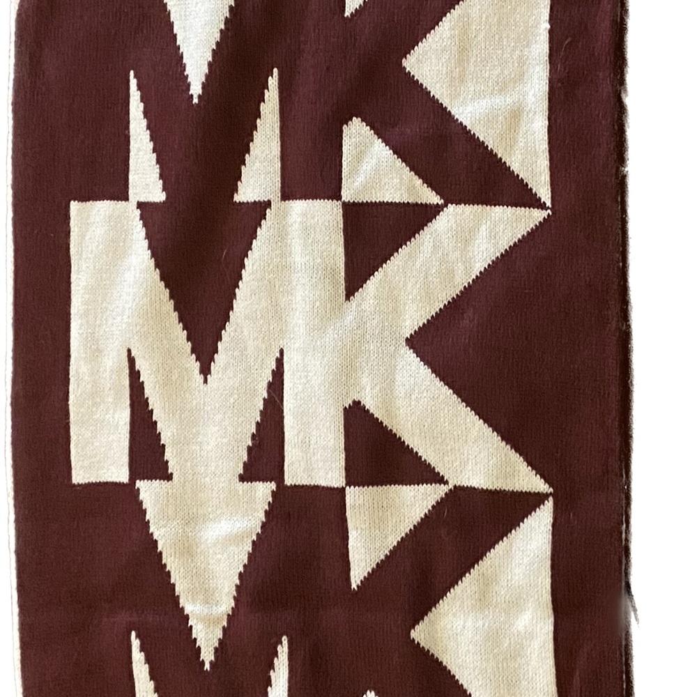 MK logo scarf